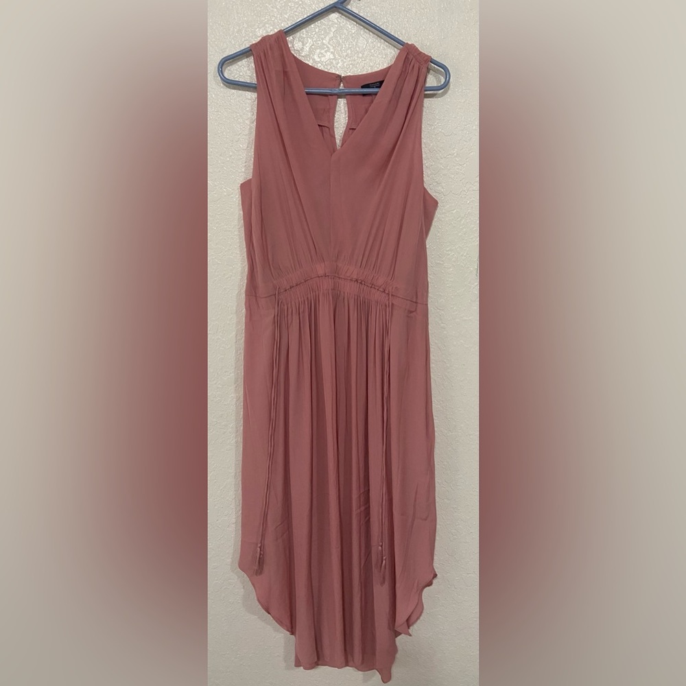 Elegant Pink Sleeveless Dress